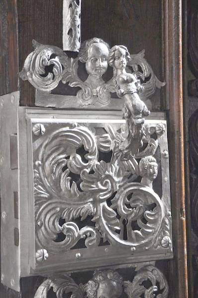 passau_dom_portal_innen_02_red