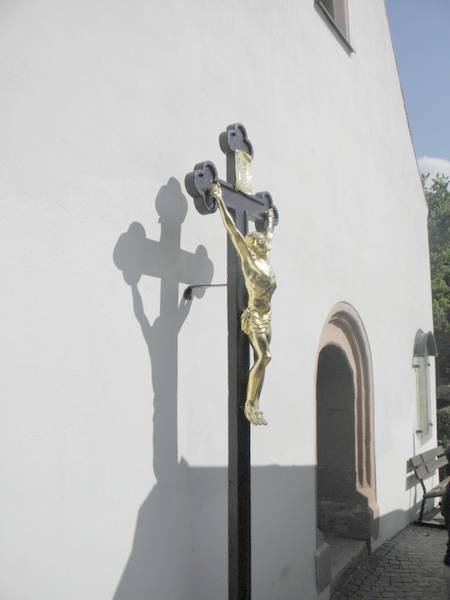 sulzbach_rosenberg_friedhof_christus_02_red
